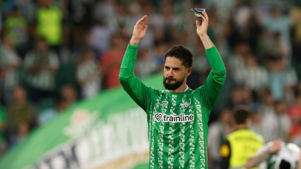 启运操盘 每体：伊斯科伤愈复出在即，今日参加了球队的部分训练